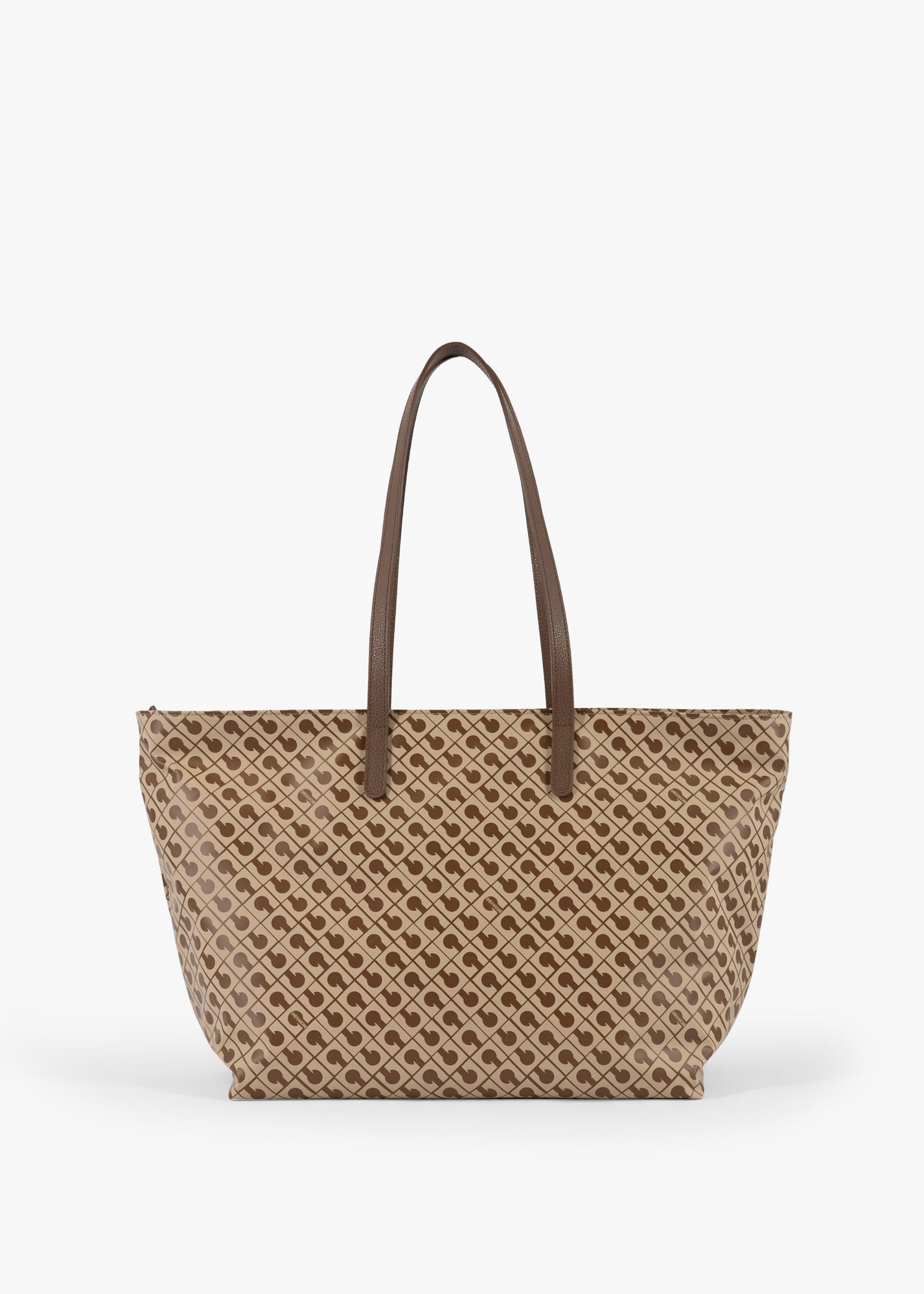 Large Shopper in Forest
