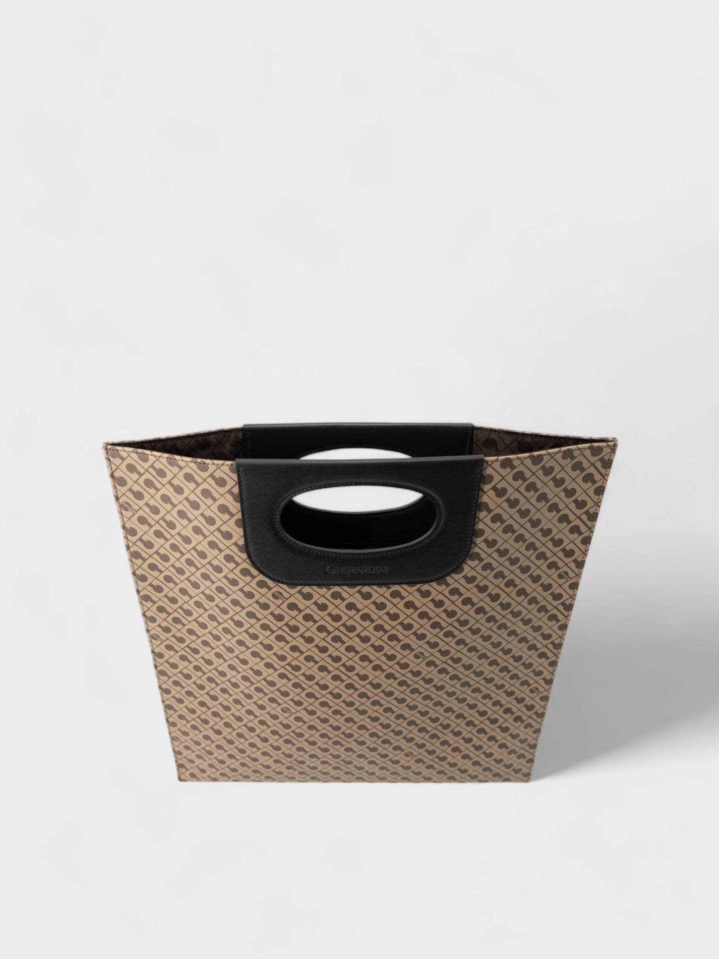 Flat Ribbed-textured Bag