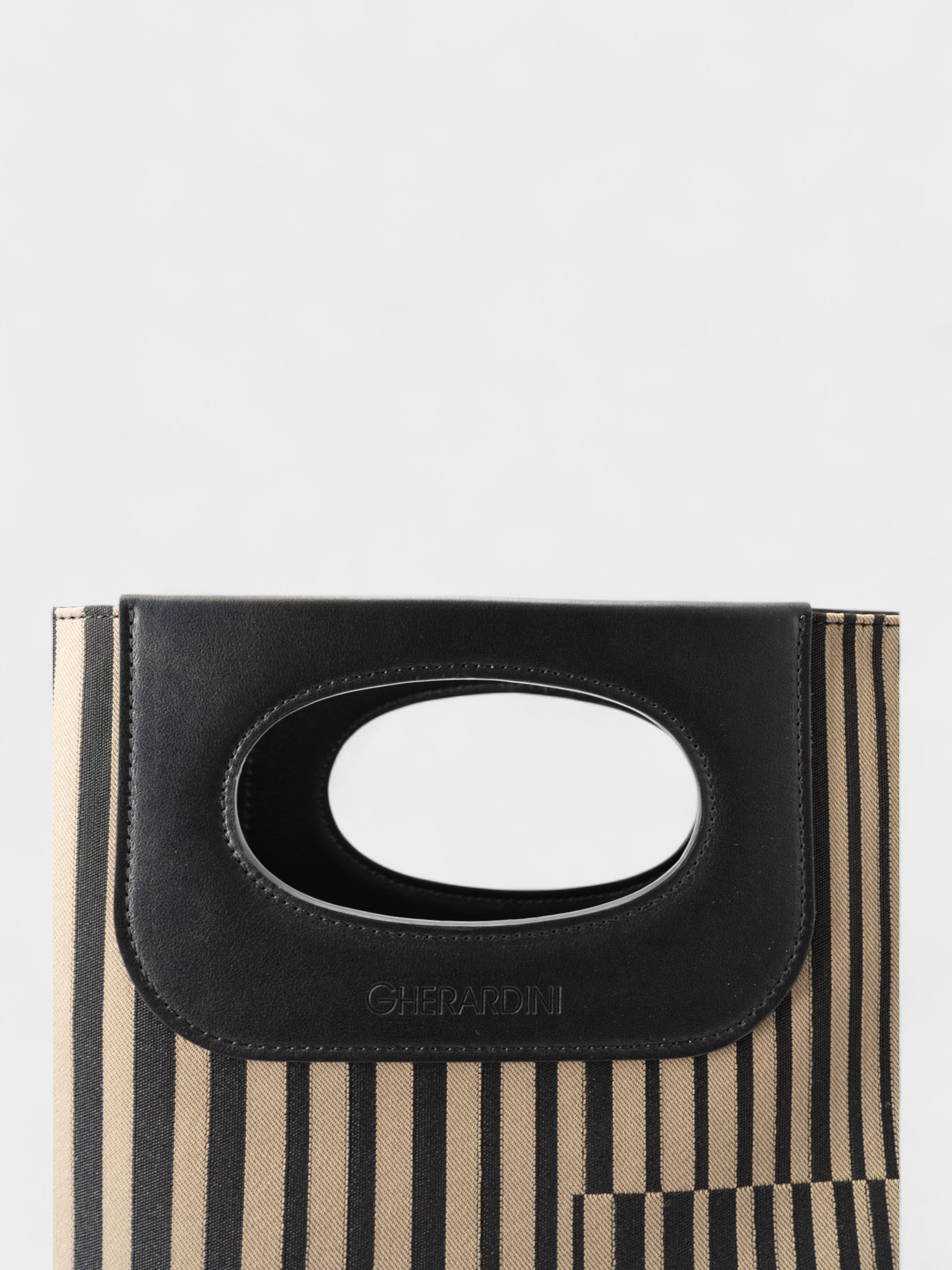 Flat Handbag in Jacquard Fabric