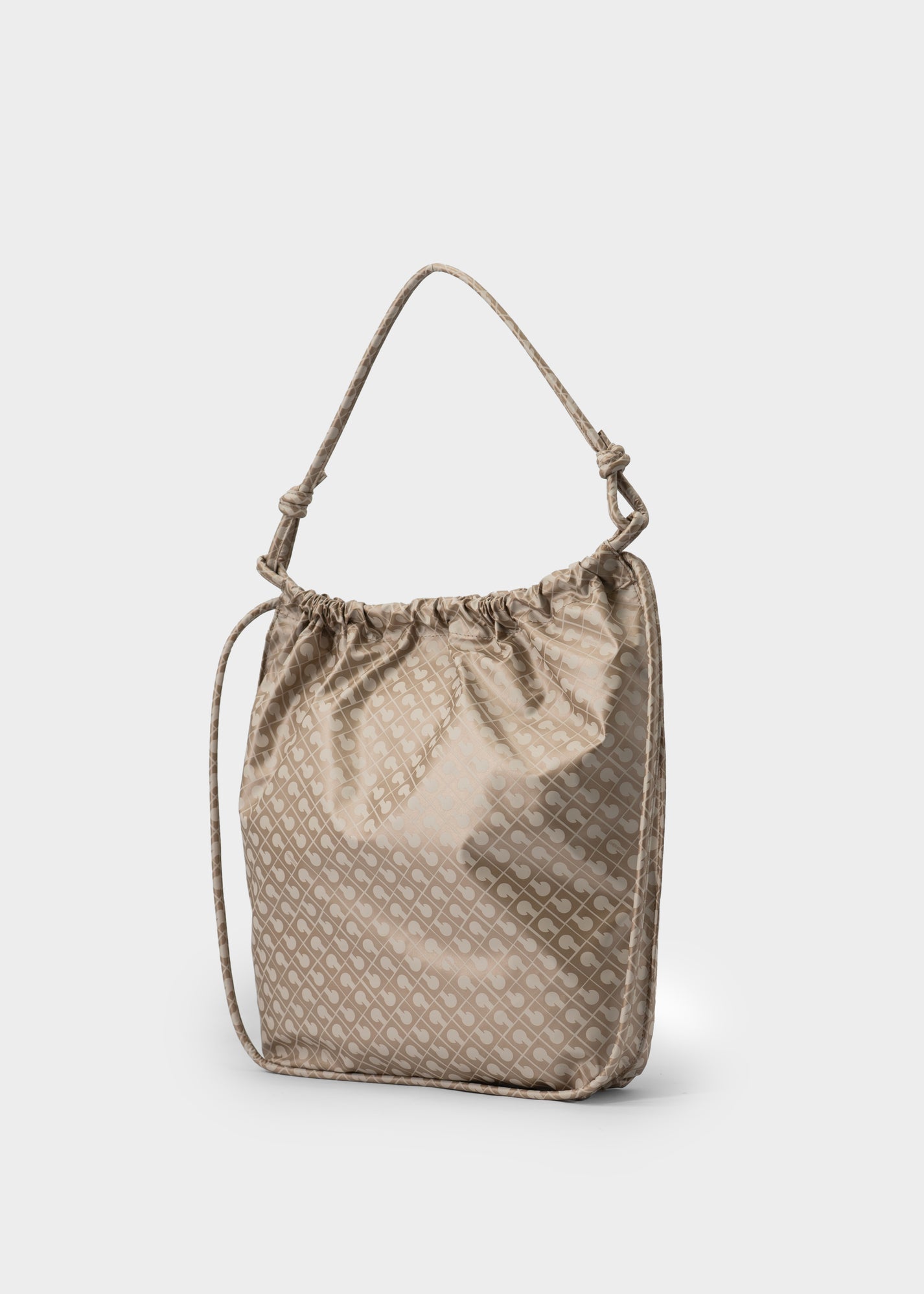 Medium Hobo in Softy Chalk White
