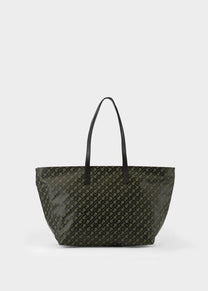 Large Shopper in Forest