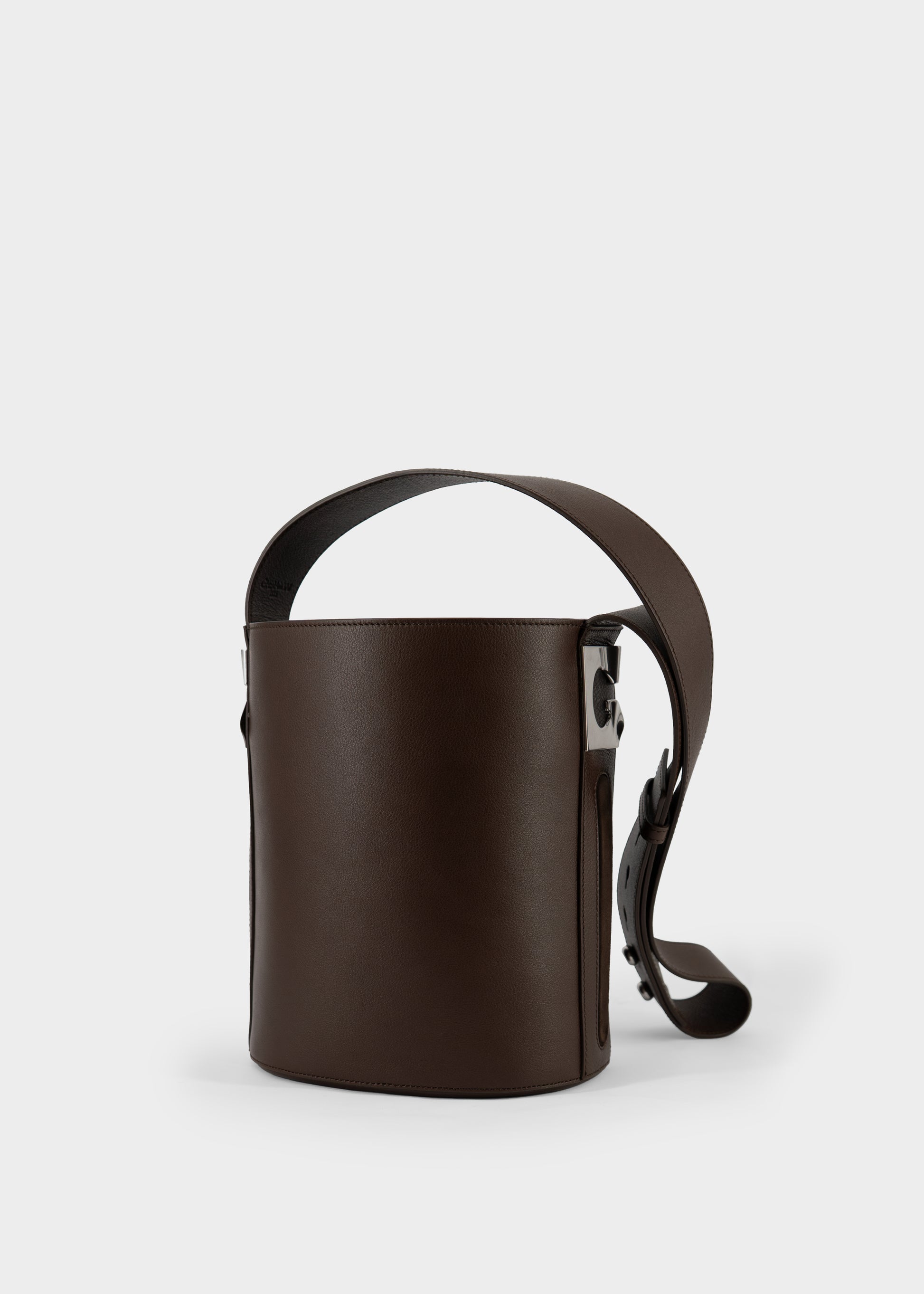 Lisa Media in Marrone