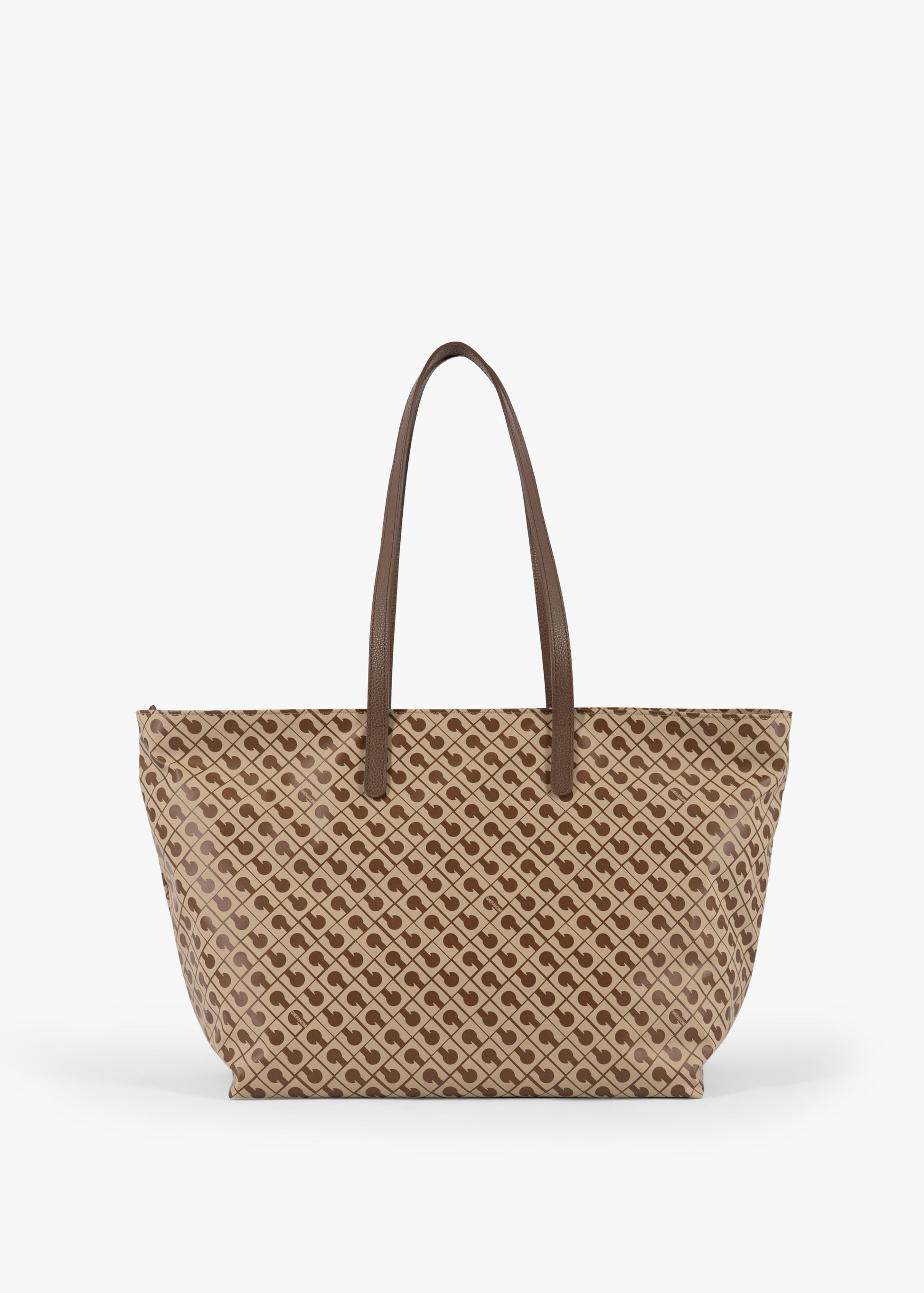 Large Shopper in Forest