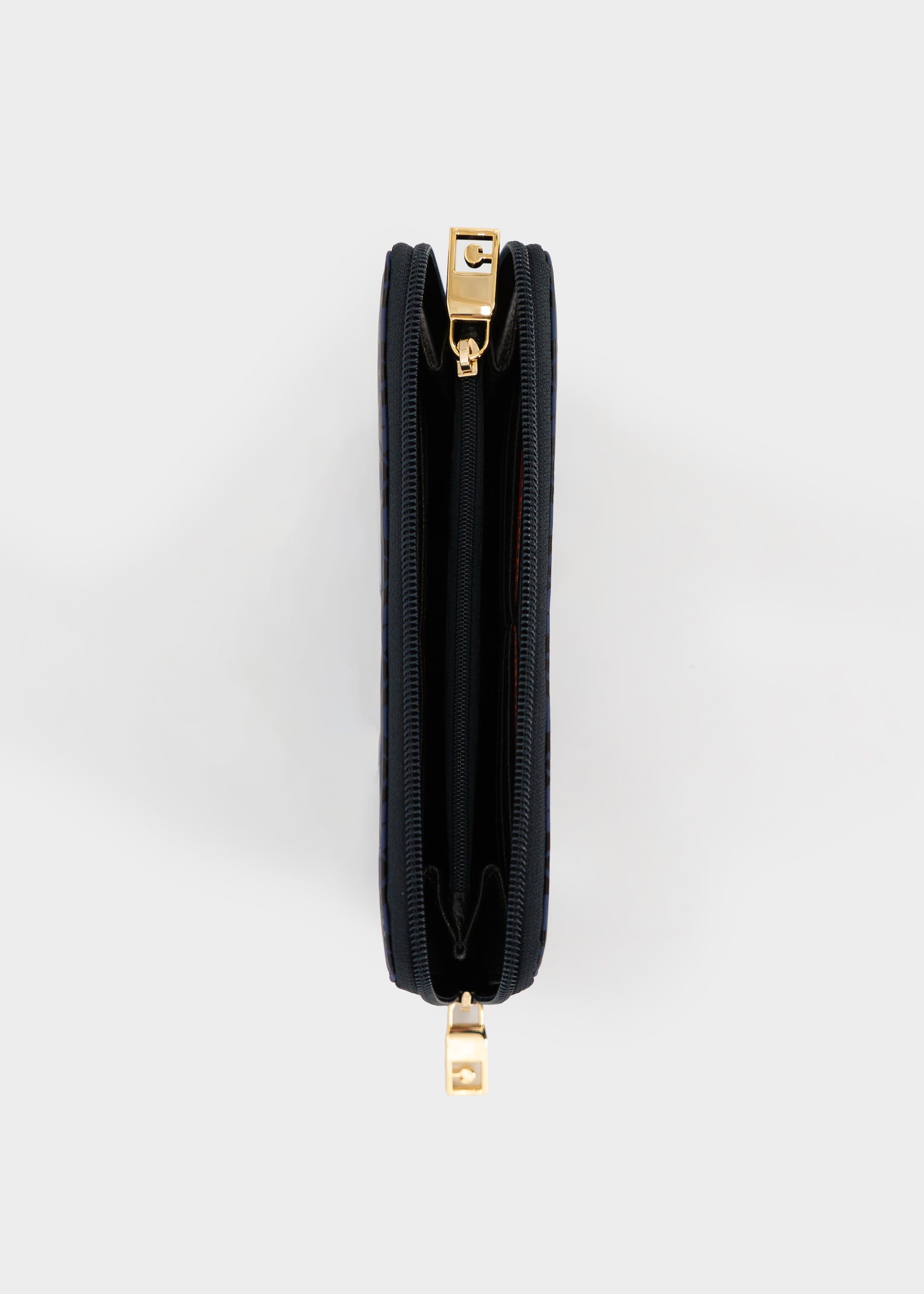 Ribbed-textured Wallet