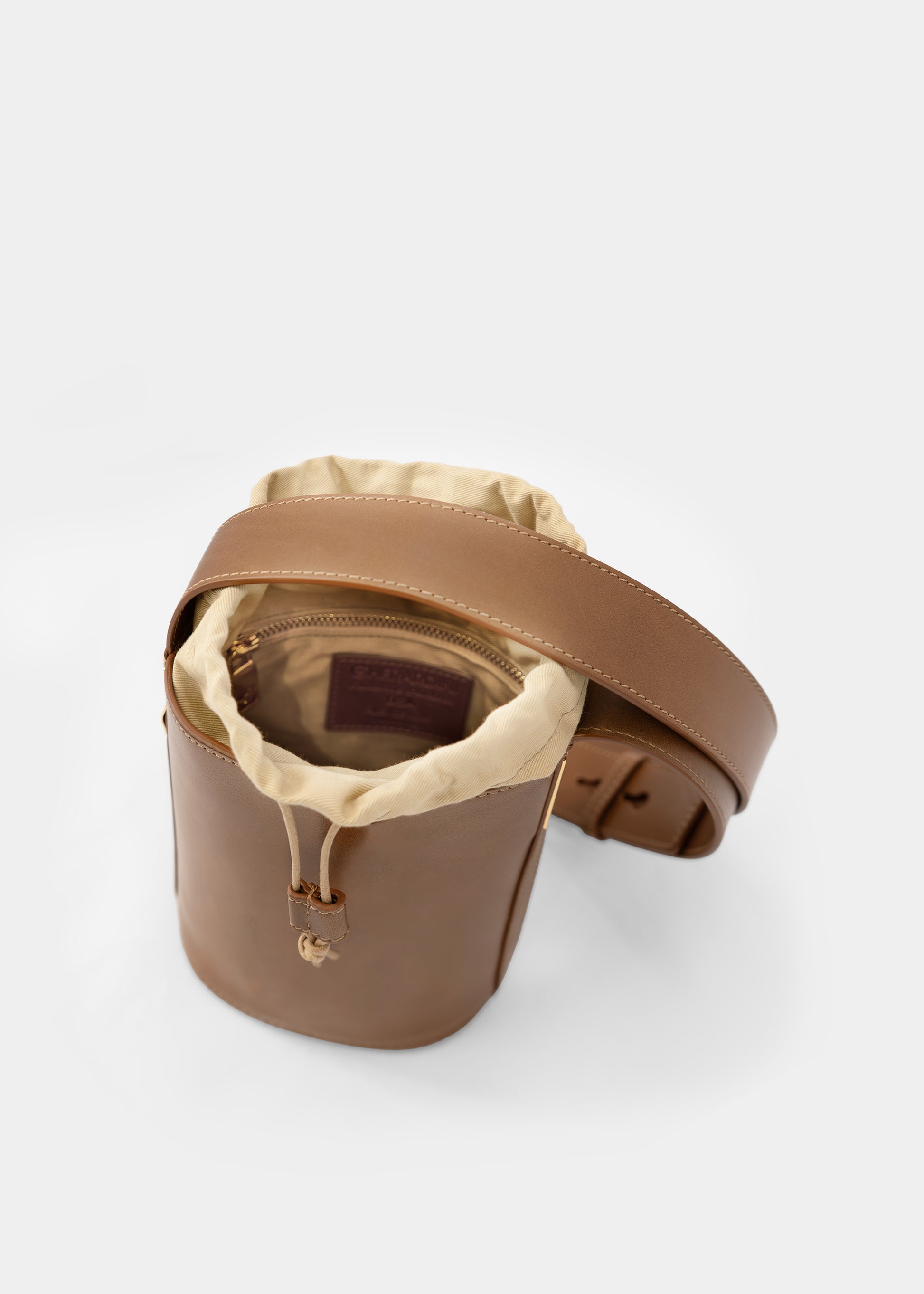 Lisa Piccola in Cognac