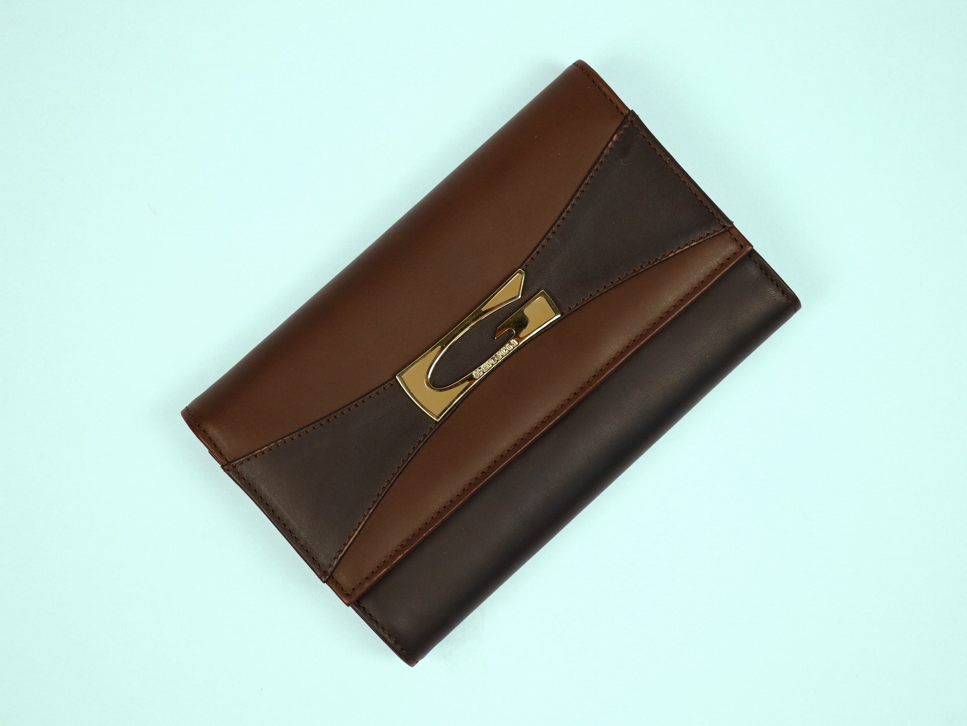Leather Wallet with &#39;G&#39; Clasp