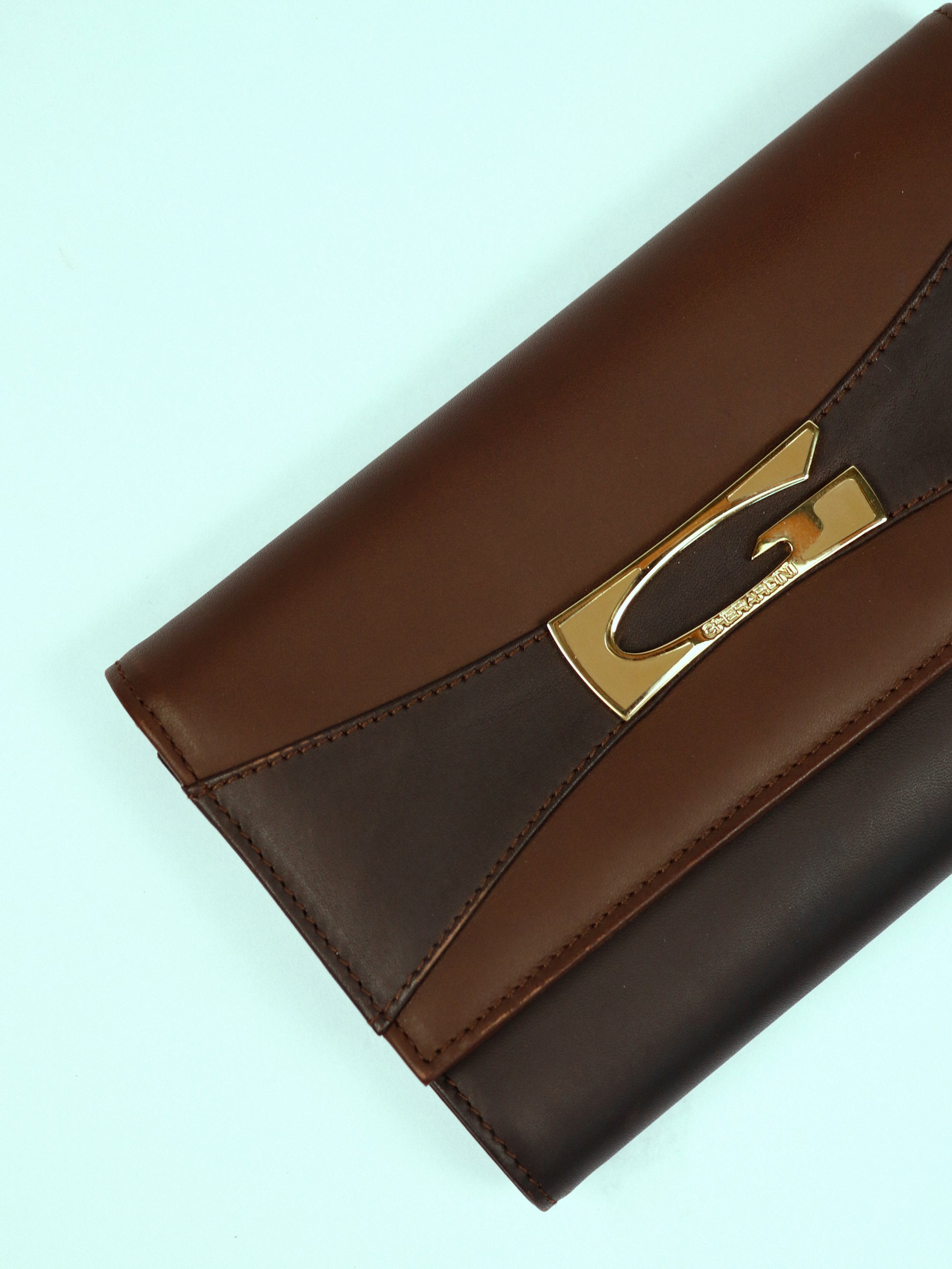 Leather Wallet with &#39;G&#39; Clasp